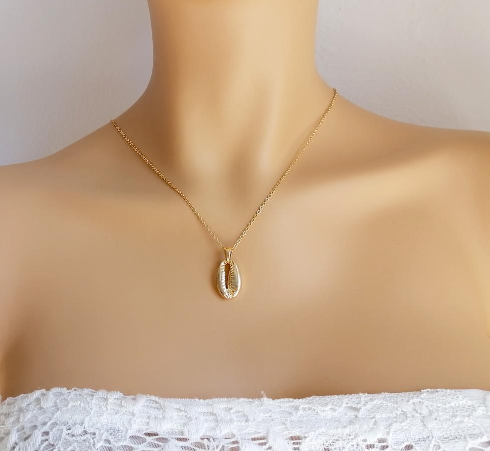 gold-cowrie-shell-drop-dangle-necklace-gold-sea-shell-charm-necklace-summer-beach-style-necklace-sea-ocean-beach-necklace-minimalist-dainty-sea-shell-necklace-birthday-gift-jewelry-women-gift-for-her-elegant-necklace-gift-for-girlfriend-necklace-for-girl-gift-ideas-for-gf-bff-gift-0