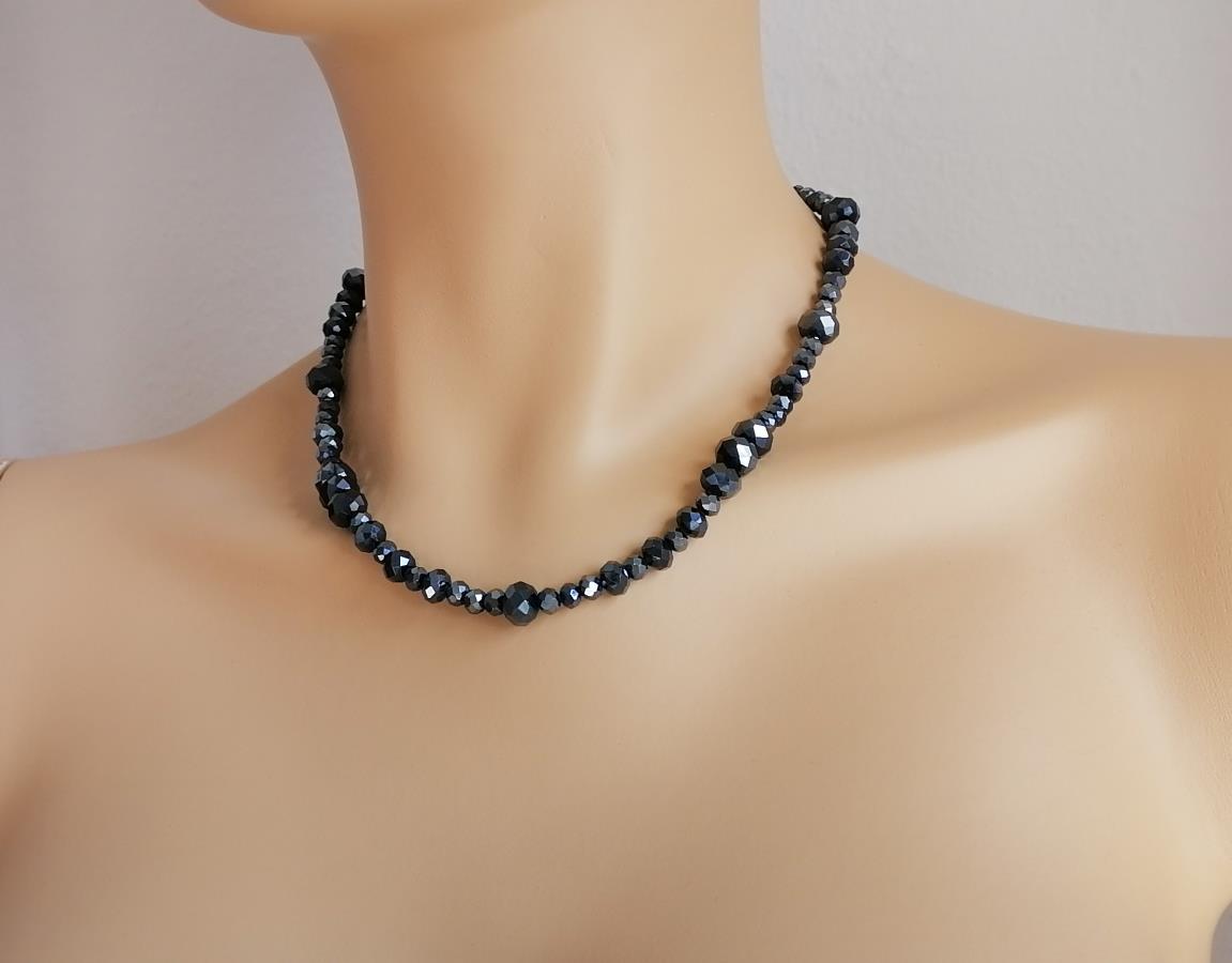 grafit-black-faceted-beads-necklace-black-8mm-beads-necklace-black-sparkly-beads-necklace-with-magnetic-clasp-birthday-gift-gift-for-women-gift-for-wife-gift-for-woman-0