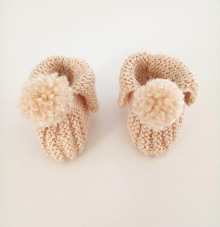 pom-pom-unisex-baby-knitted-booties-beige-booties-for-newborn-beige-booties-hand-knit-boy-booties-unisex-booties-baby-shower-gift-shoes-booties-0-3-month-handmade-newborn-shoes-0