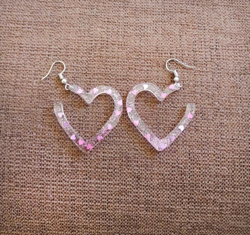 open-heart-resin-dangle-earrings-heart-glitter-earrings-heart-epoxy-resin-earrings-pink-sparkly-earings-open-heart-dangle-earrings-statment-earrings-0