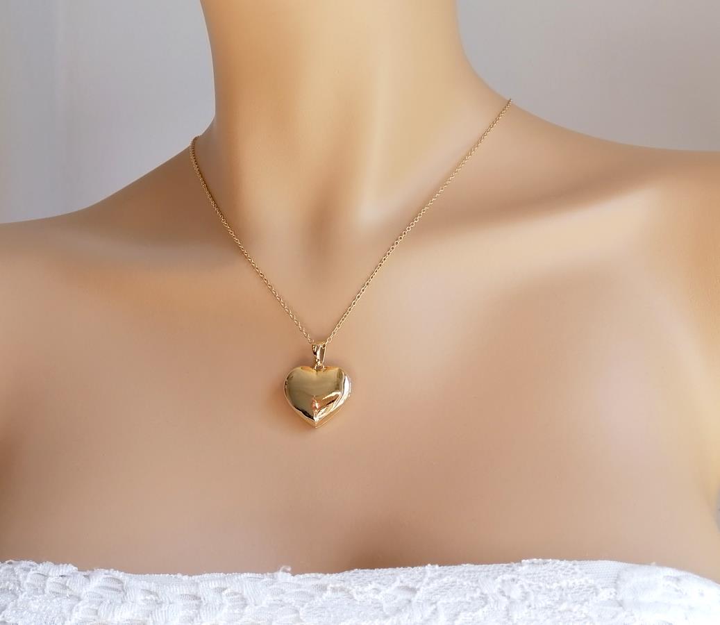 heart-locket-necklace-gold-smooth-big-heart-openable-photo-locket-for-women-heart-pendant-necklace-with-chai-gift-for-girlfriend-gift-for-her-heart-photo-holder-necklace-gold-jewelry-for-woman-heart-photo-holder-necklace-medaillon-herz-anh-nger-zum-offnen-halskette-0