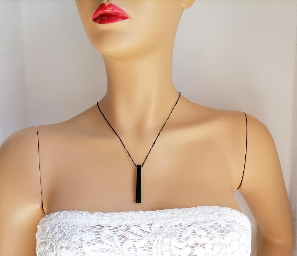 vertical-3d-bar-necklace-black-unisex-gift-necklace-rectangular-pendant-necklace-3d-bar-charm-necklace-0