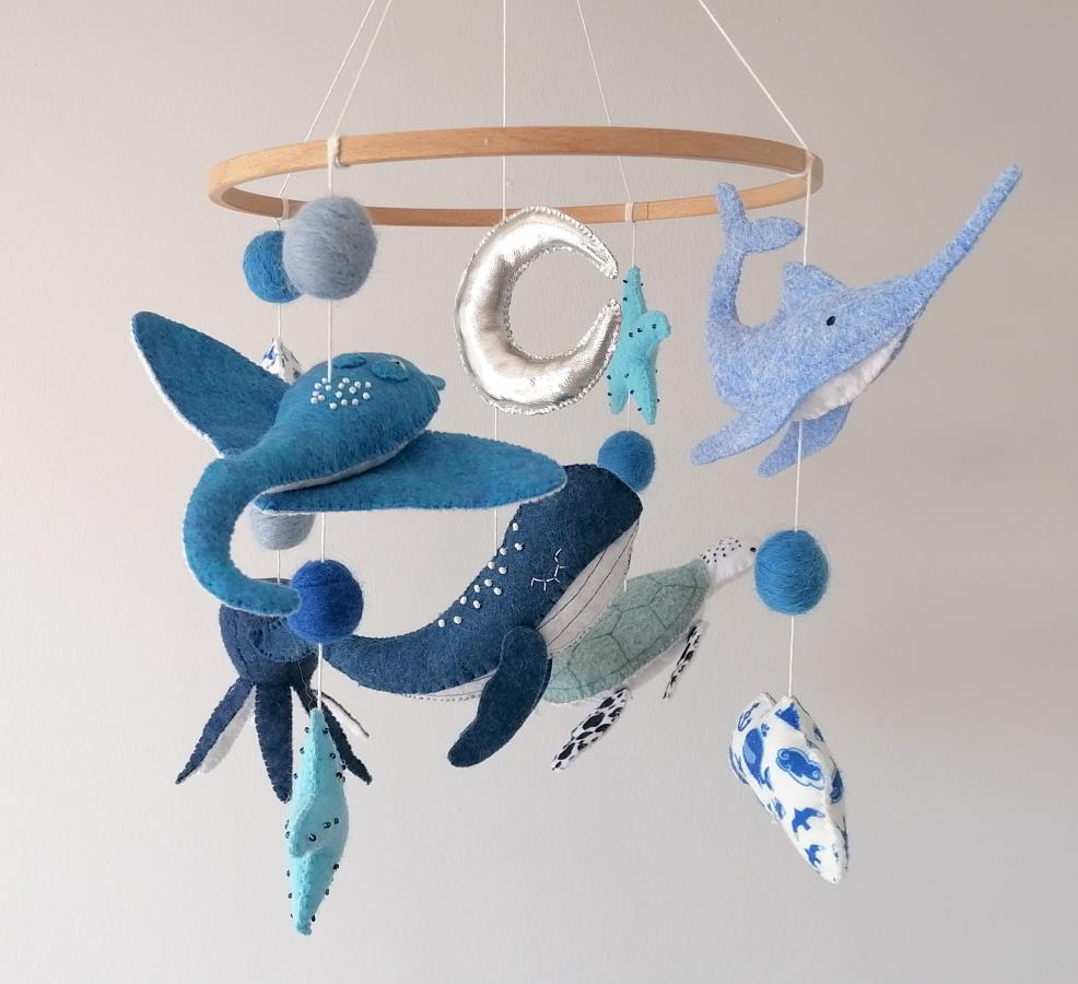 ocean-animals-baby-mobile-for-boy-nursery-under-the-sea-mobile-starfish-stingray-octopus-marlin-fish-turtle-mobile-baby-shower-gift-present-for-newborn-infant-nautical-cot-mobile-ocean-hanging-mobile-ceiling-mobile-light-blue-wool-ball-mobile-baby-boy-bedroom-decor-kinderbett-baby-handy-ozean-oceano-m-vil-de-cuna-giostrina-culla-0