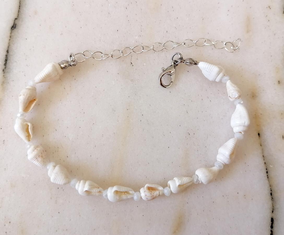 white-natural-conch-shell-bracelet-for-women-ocean-sea-casual-bracelet-buy-everyday-bracelet-style-little-sea-shell-handmade-bracelet-gift-for-girl-birthday-gift-ideas-christmas-gift-gift-for-her-gf-gift-new-beach-style-shell-bracelet-0