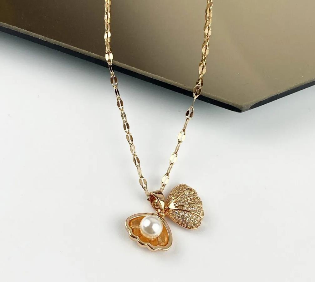 pearl-seashell-locket-necklace-gold-stainless-steel-seashell-pendant-necklace-cz-crystal-sea-shell-necklaces-scallop-shell-charm-necklace-for-women-dainty-necklace-bridesmaid-gift-necklace-waterproof-jewelry-gift-for-her-beach-wedding-jewelry-0