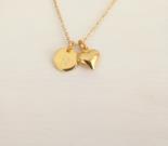 dainty-heart-necklace-gold-personalized-initial-disc-necklace-tiny-heart-charm