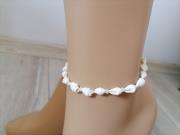 white-natural-sea-shell-anklet-buy-small-conch-shell-beads-bracelet-for-leg-chic-bohemian-anklet-for-women-sea-beach-jewelry-anklet-for-bride-ocean-beach-wedding-boho-handmade-shell-adjustable-anklet-1
